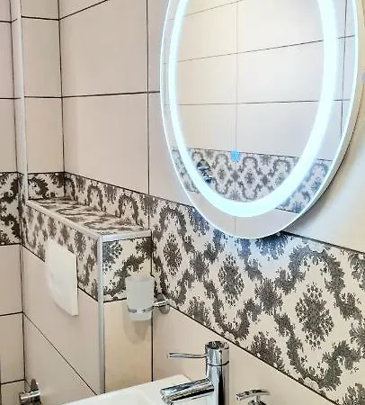 2v1 - 21 Dhjetori Appartement *