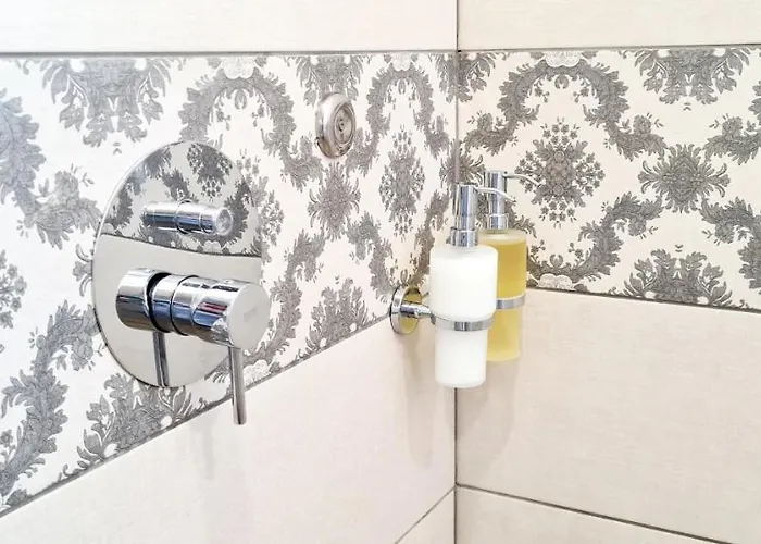 Apartment 2v1 - 21 Dhjetori Tirana